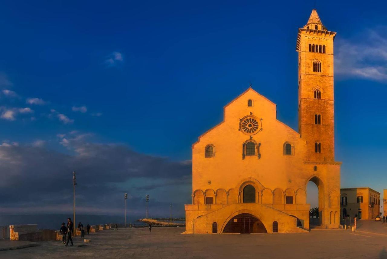 Palazzo Romanelli B&B Trani Exterior foto